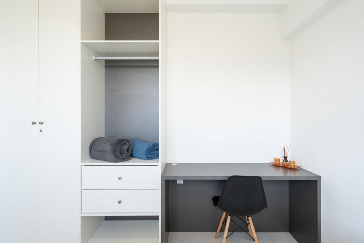 Apartamentos Completos A 15Min Beto Carreiro Com Wi-Fi Churrasqueira Em Condominio Com Piscina Portaria 24H Ideal Para Familia Piçarras Quarto foto