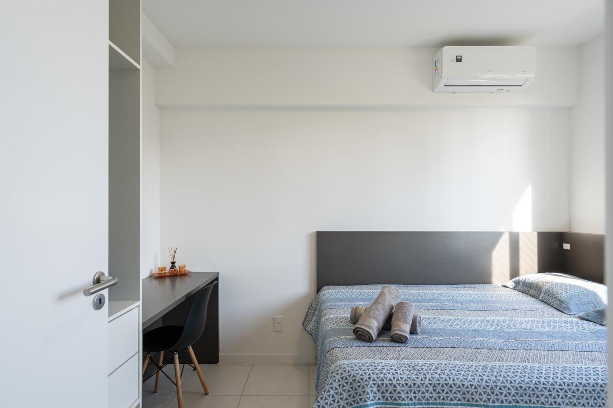Apartamentos Completos A 15Min Beto Carreiro Com Wi-Fi Churrasqueira Em Condominio Com Piscina Portaria 24H Ideal Para Familia Piçarras Quarto foto