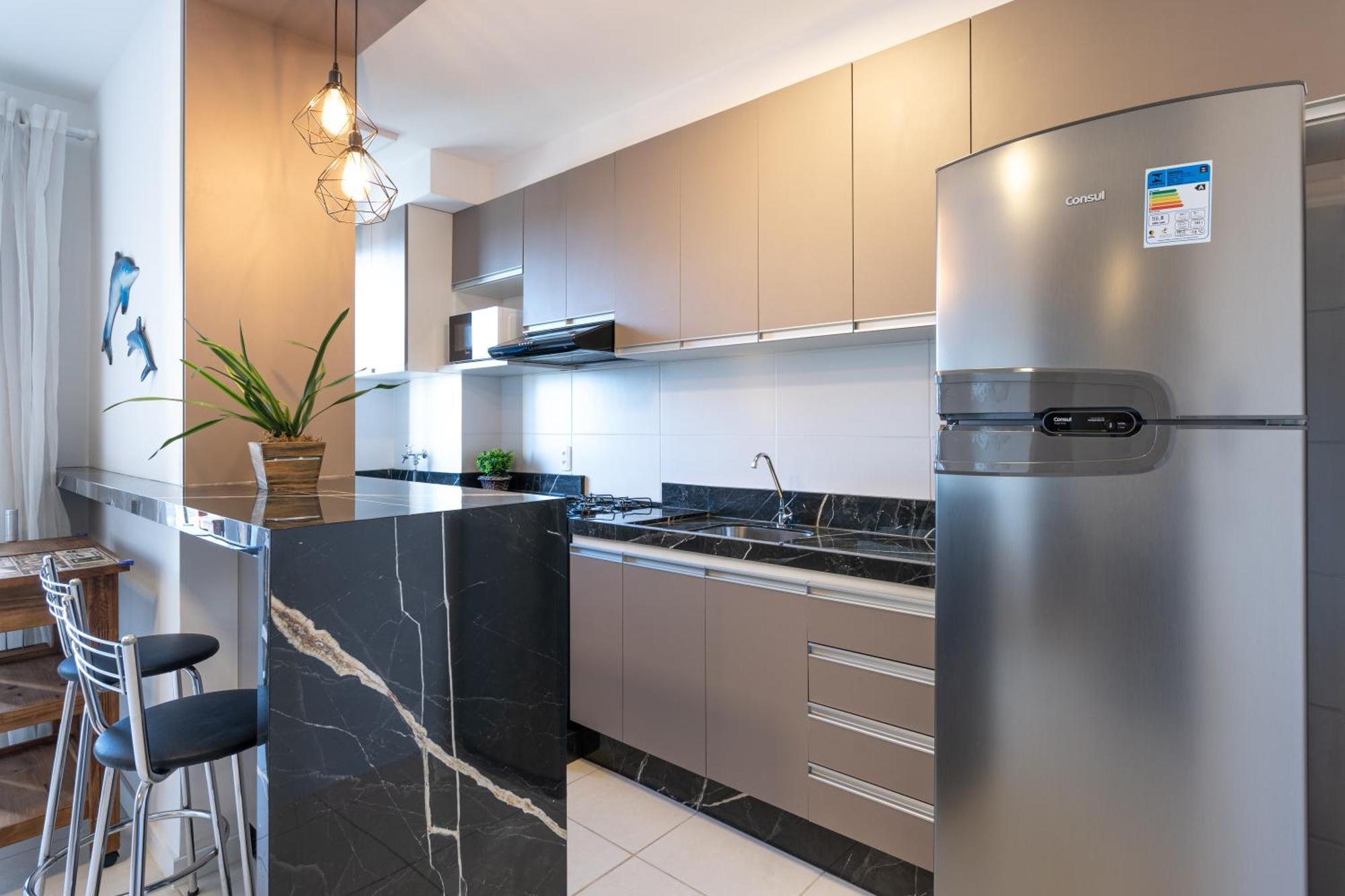 Apartamentos Completos A 15Min Beto Carreiro Com Wi-Fi Churrasqueira Em Condominio Com Piscina Portaria 24H Ideal Para Familia Piçarras Quarto foto