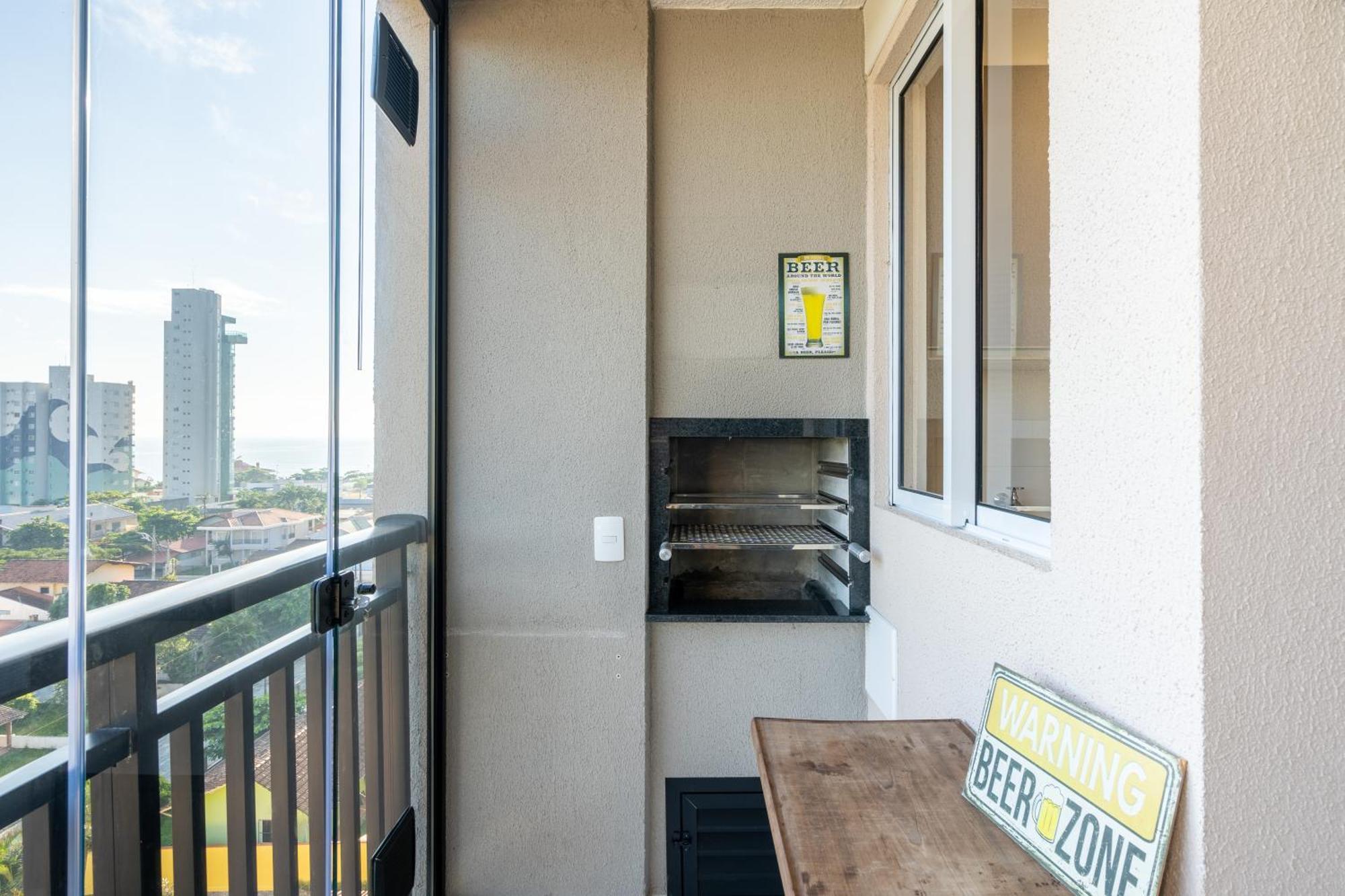 Apartamentos Completos A 15Min Beto Carreiro Com Wi-Fi Churrasqueira Em Condominio Com Piscina Portaria 24H Ideal Para Familia Piçarras Quarto foto